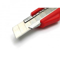 晨光（M&G） 18mm大号通用办公美工刀/裁纸刀/壁纸刀 ASS91320颜色随机